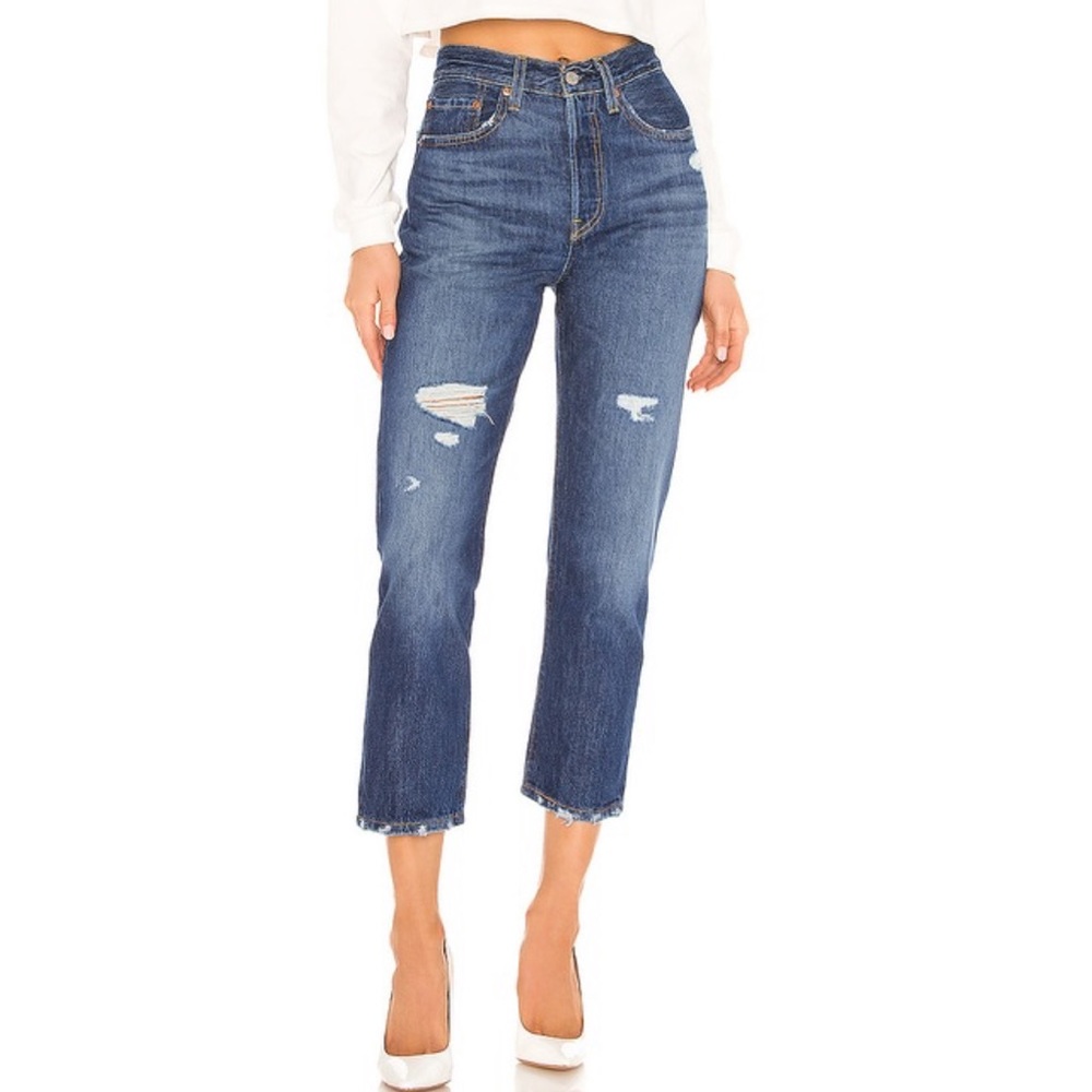 Levi’s 501 Cropped Distressed Jeans NWOT